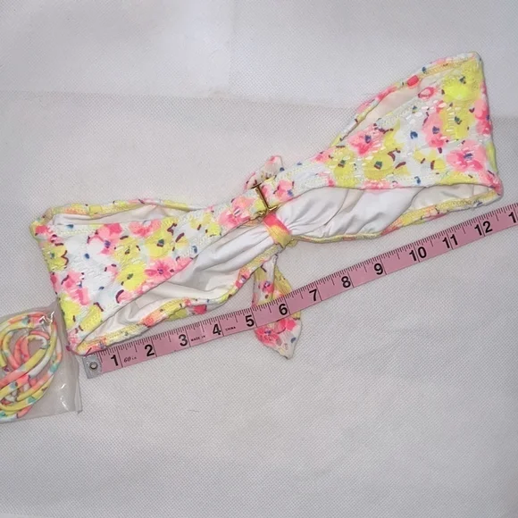 NWT Victoria’s Secret Bandeau Bikini Top size Med with removable straps - Picture 4 of 8